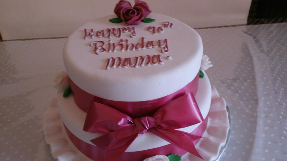 Simple birthday cake by Real Cakes Uganda