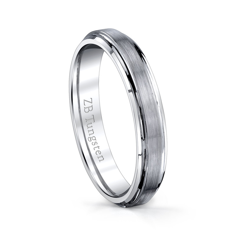 An NR05 wedding ring from Ahmed Jeweller and Diamond Shop