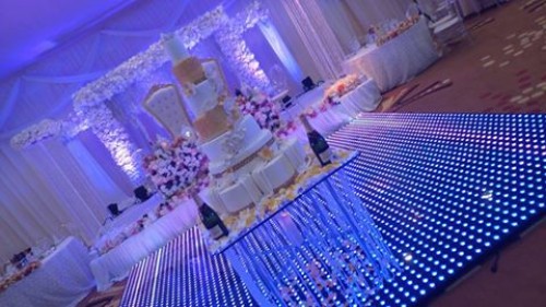Wedding cake set up by Bloven Event