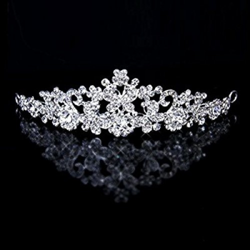 A simple nice tiara from Bride to be