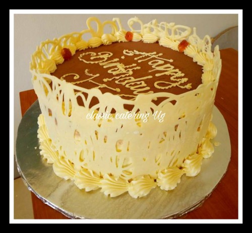 A nice birthday cake by Classic Catering Uganda