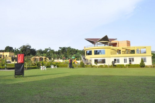 The Spacious gardens of Nican Resort in Entebbe