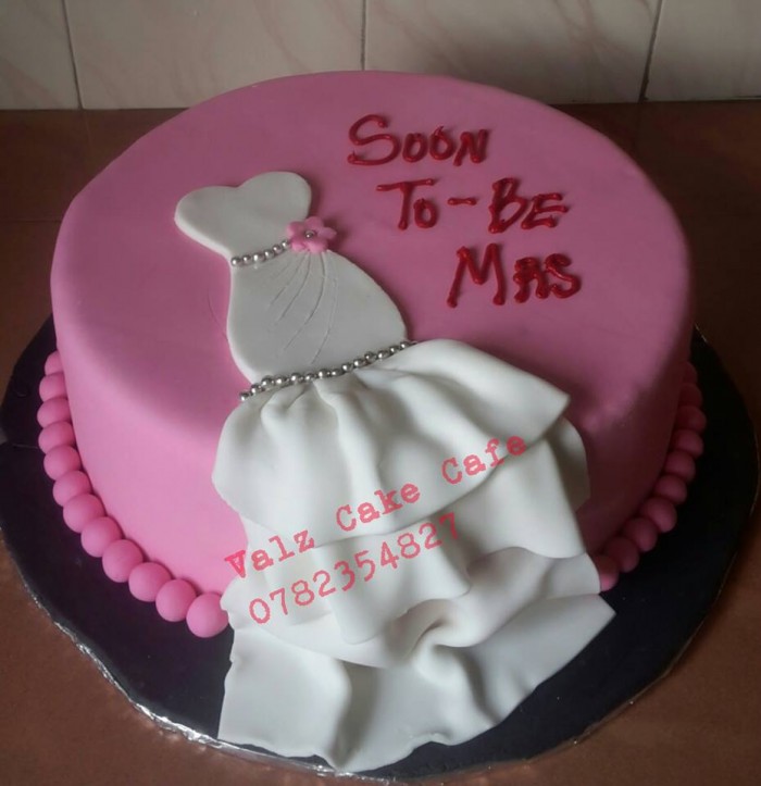 A bridal shower cake from Valz Cake Cafe