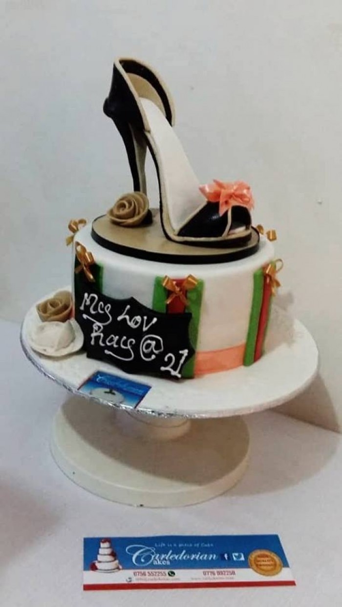 A lovely cake by Carledorian Cakes