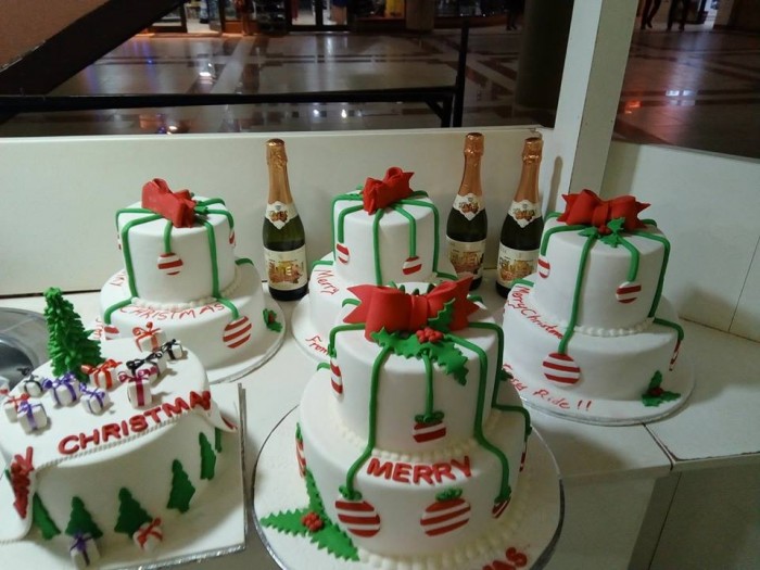 Christmas cakes by Carledorian Cakes