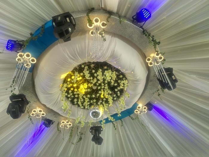 Mind blowing wedding decorations by Rossy Roots Events