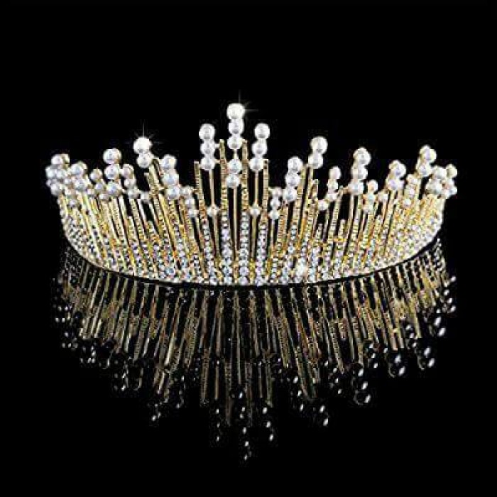 A unique Tiara from Bride to be