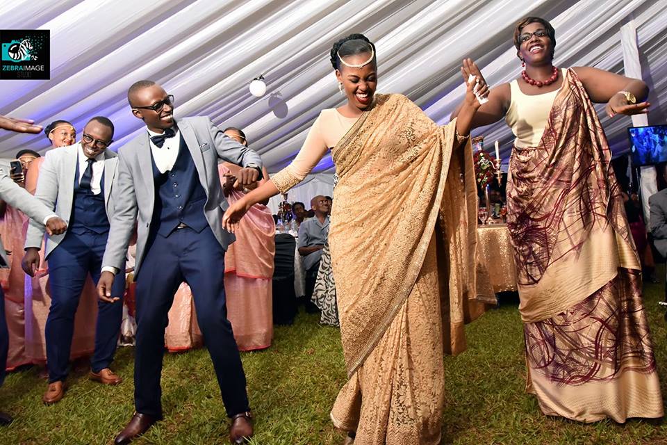 Dance to the tunes, Wedding Photography by Zebra Image Digital Studio Uganda
