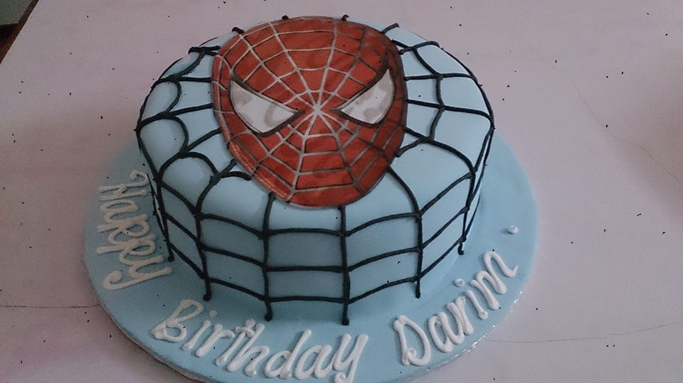 A spider-man inspired birthday cake by Real Cakes Uganda