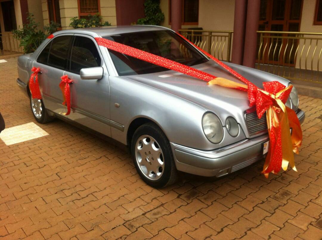 Benz for Wedding Car Hire at Friendly Prices