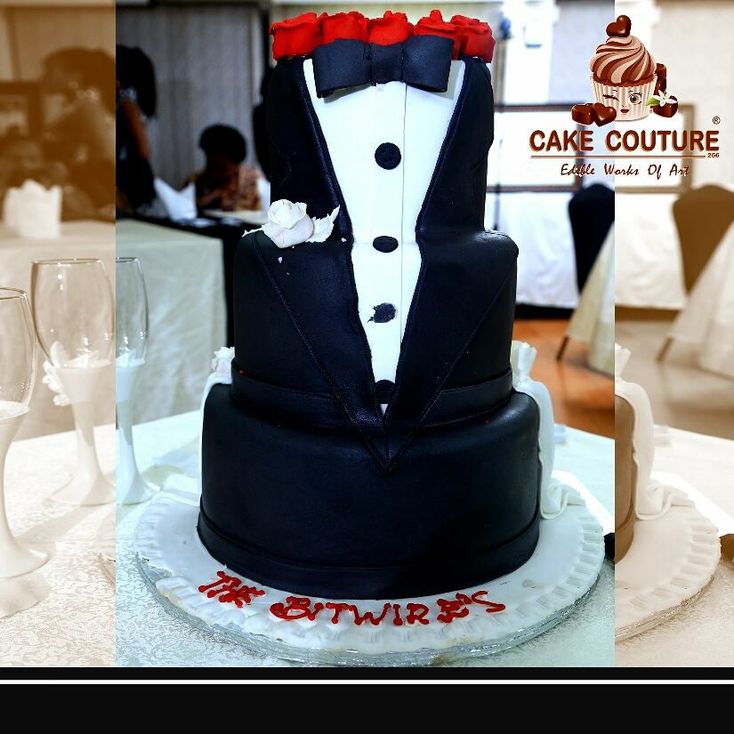 A tuxedo inspired cakeby Cake Coutrure 256