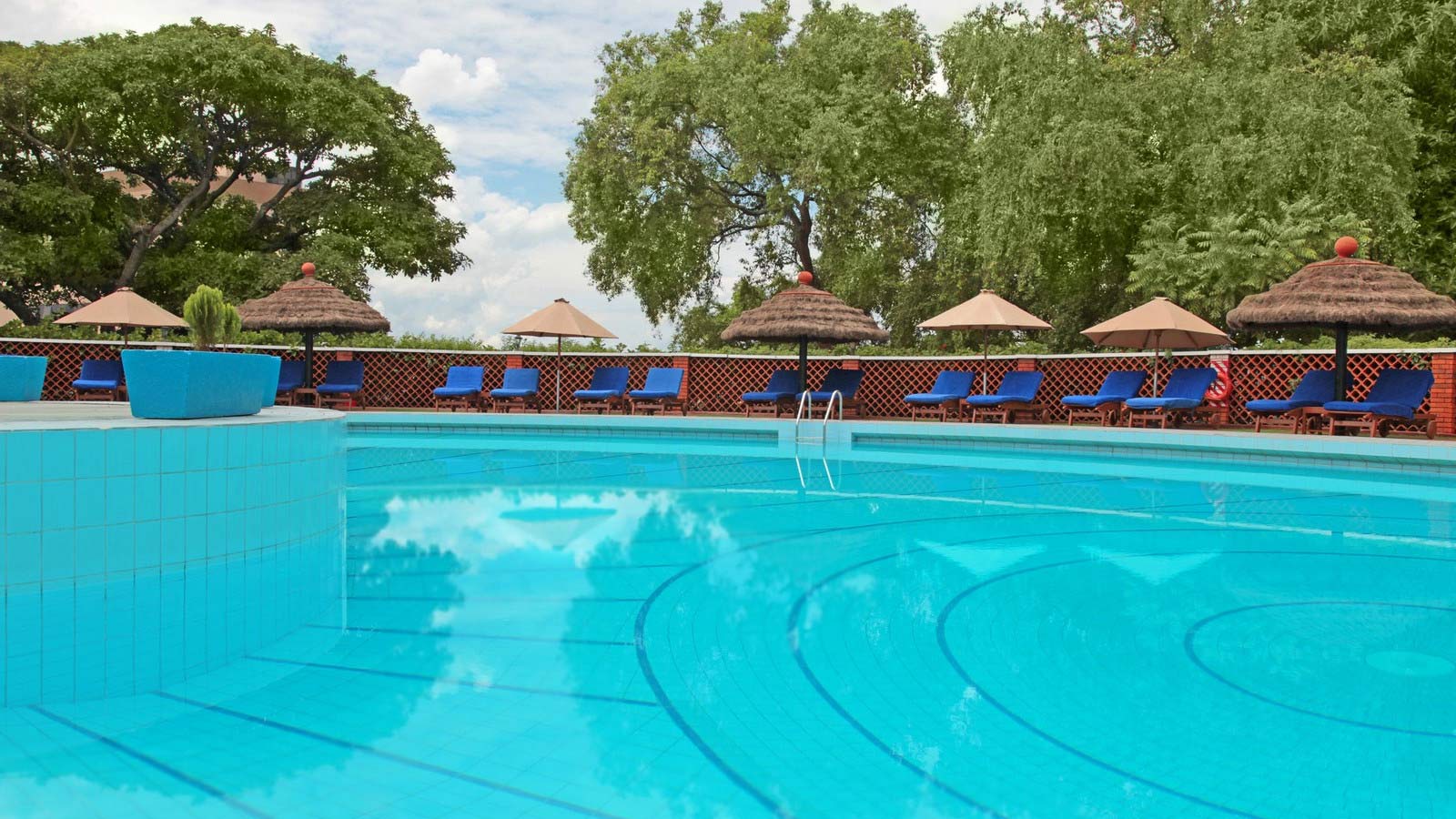 Sheraton Kampala Hotel Swimming pool